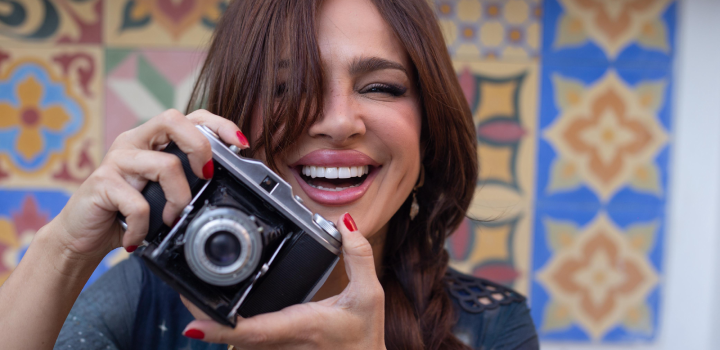 A cantora Daniela Araújo. Foto: Leone Sena.