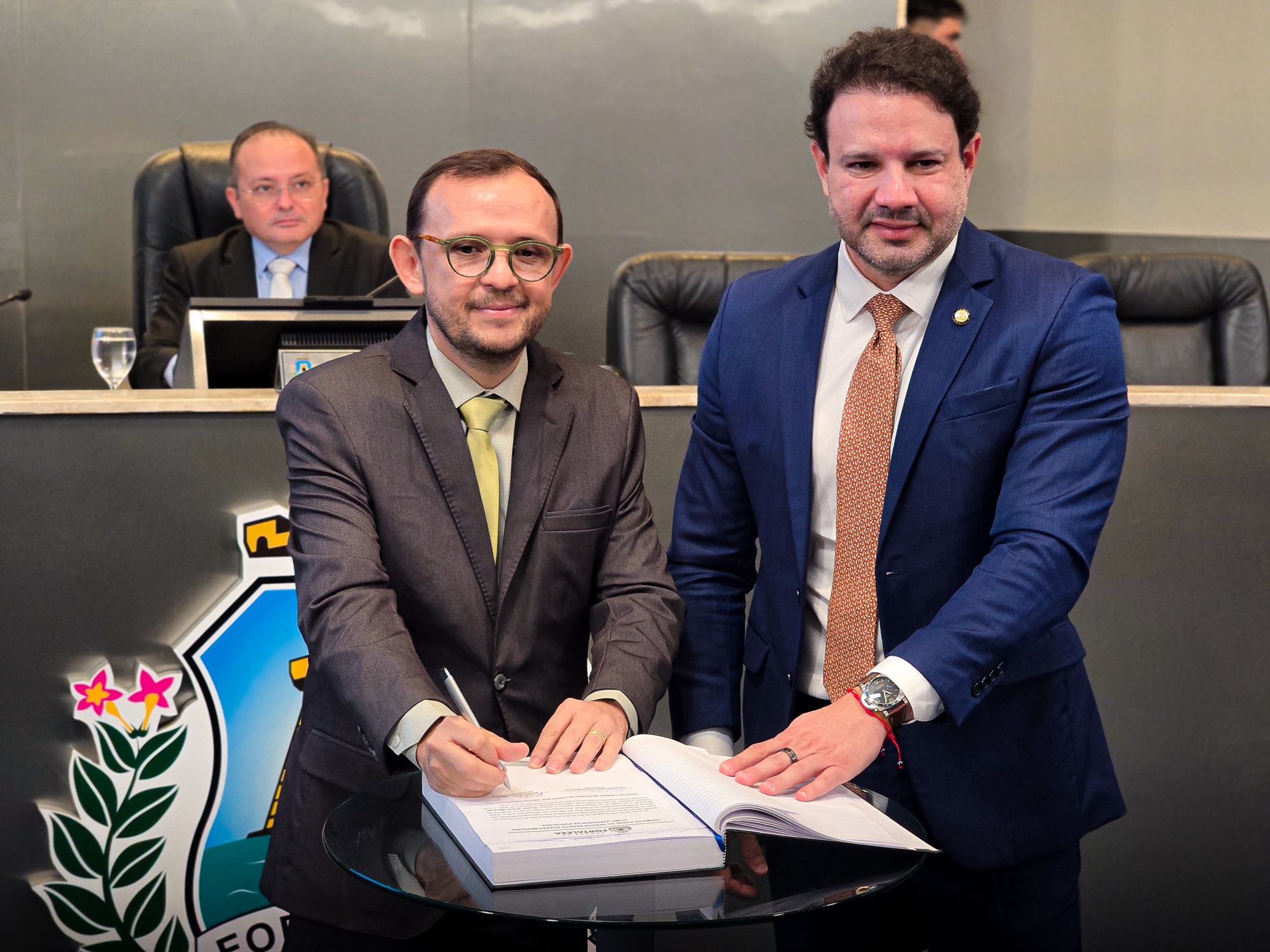 Renatinho Soares toma posse como vereador de Fortaleza. Foto: Câmara de Fortaleza.