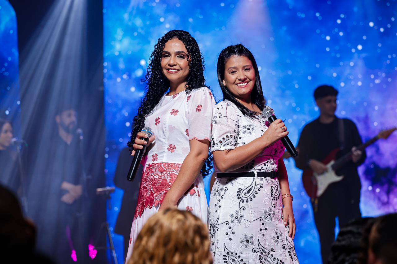 As cantoras Marilene e Gabriela. Foto: Fábio Rickman.